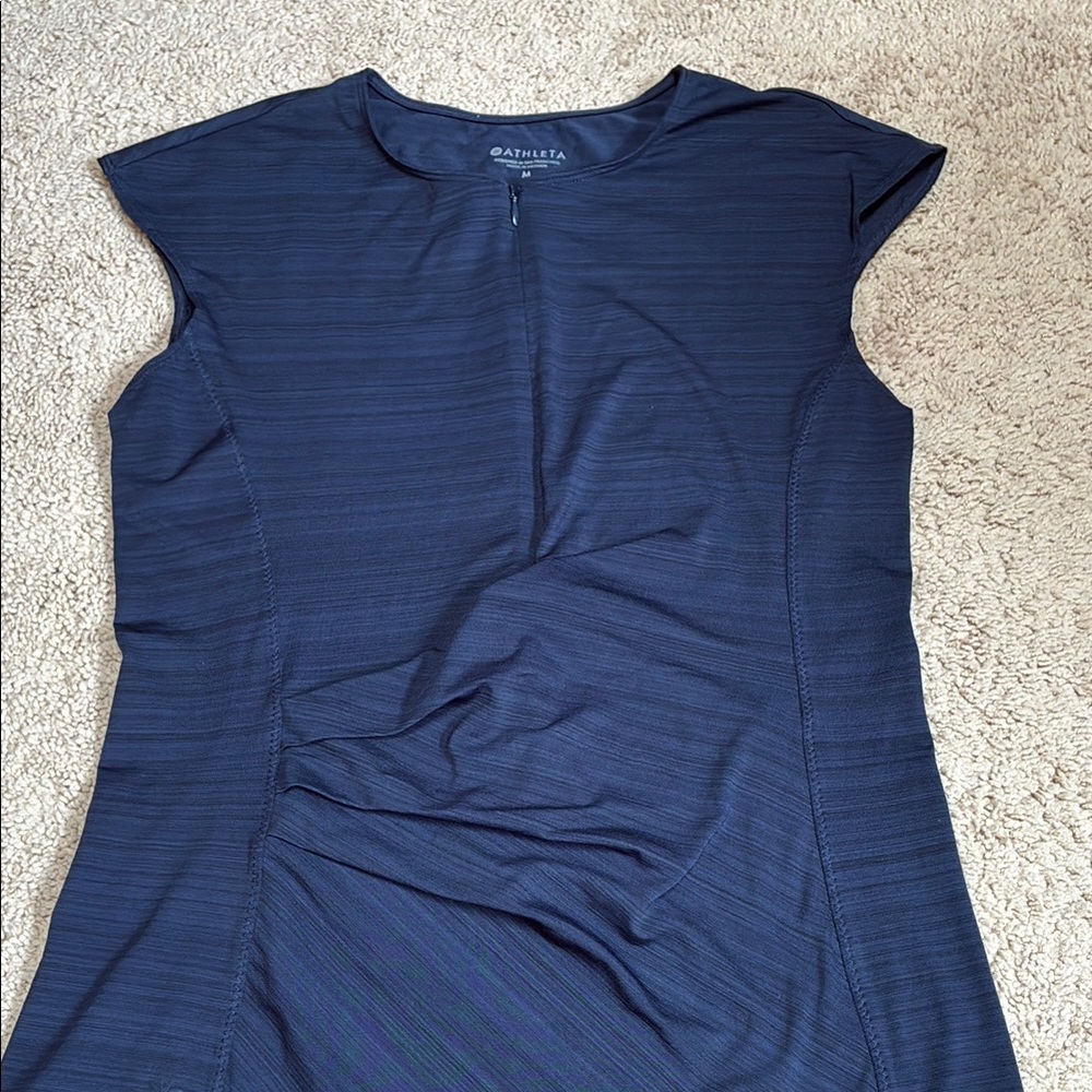 Athleta Blue Fitted Cap Sleeve Ruched Rashguard